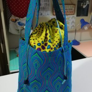 Lined Drawstring tote bag - Pdf pattern and photo tutorial Video: @stikendinge.